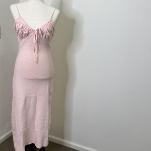 Maxi dress, Knit fabric. Babydoll pink, worn once size large.